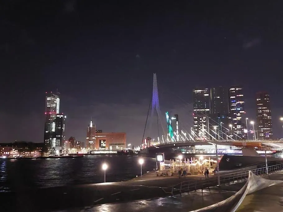 Bruzer Boat 4-6P Boco Living Rotterdam Marina Apartment 0*,  Netherlands