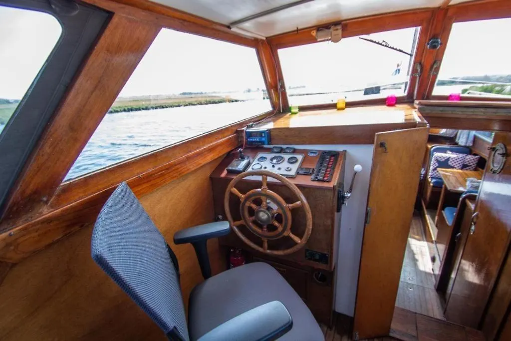 Bruzer Boat 4-6P Boco Living Rotterdam Marina Apartment 0*,